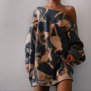 Tie dye oversize sweater